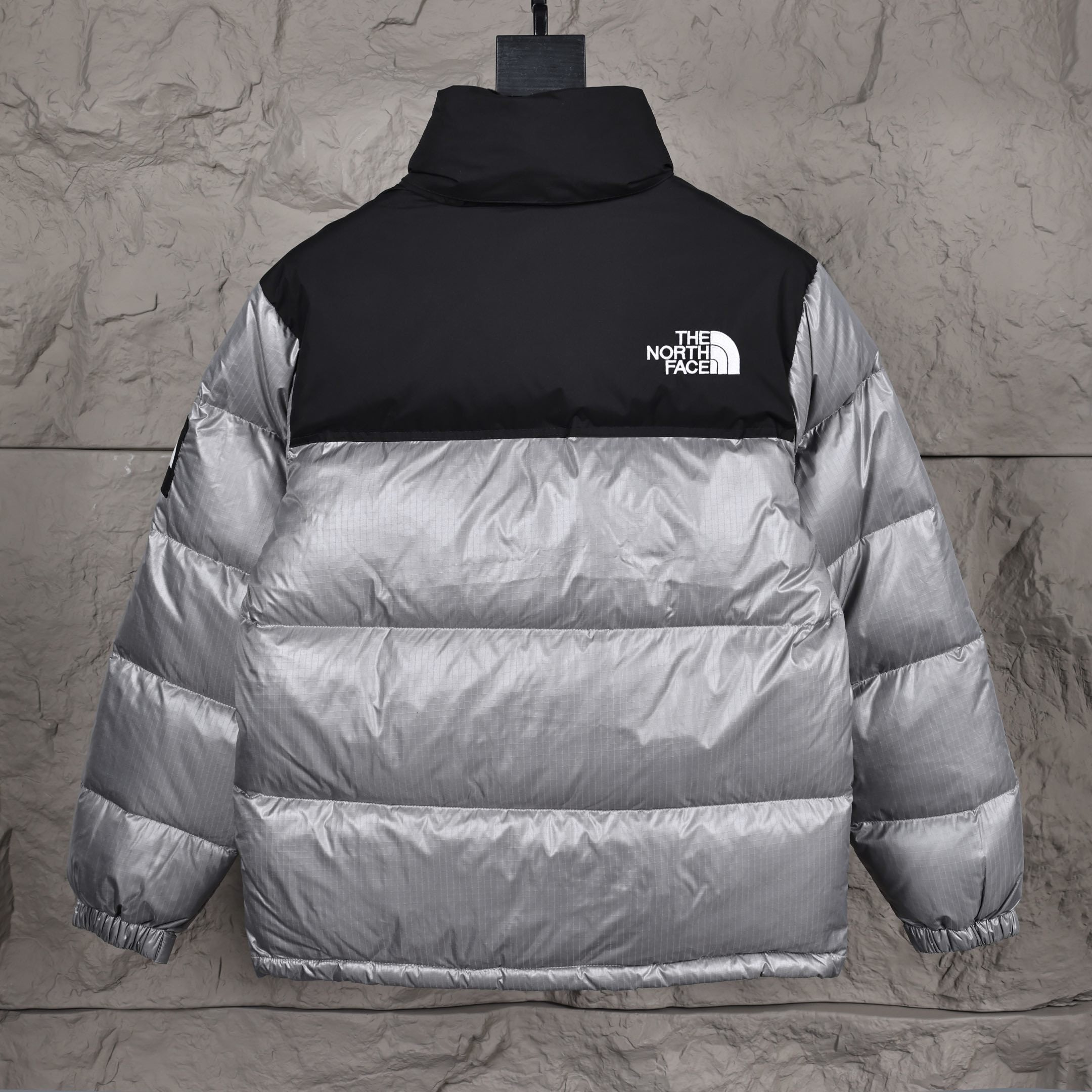 Chaqueta Nuptse 1996 The North Face gray Brillo
