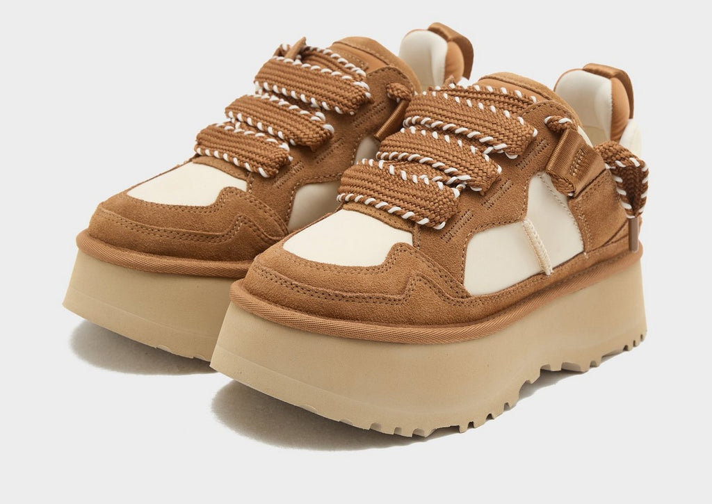 UGG Astromel para mujer