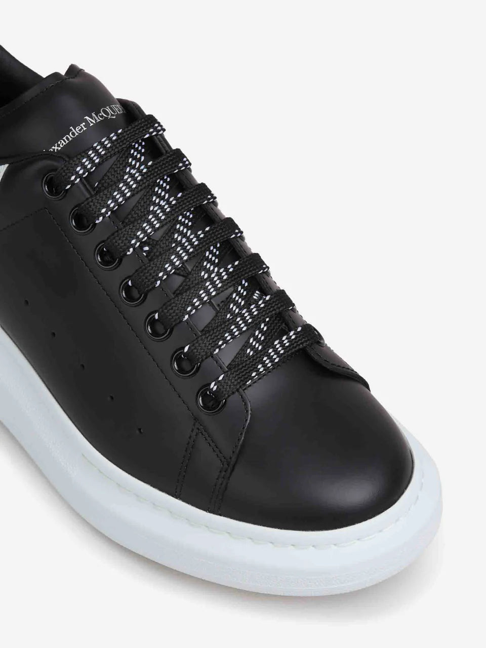 MCQUEEN Sneakers Oversized