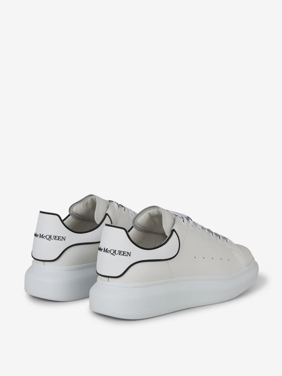 MCQUEEN Sneakers Oversized