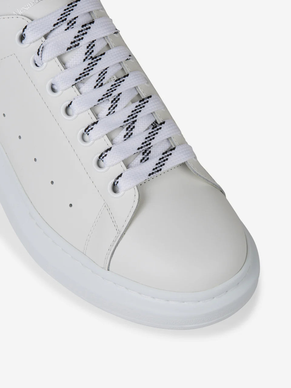 MCQUEEN Sneakers Oversized