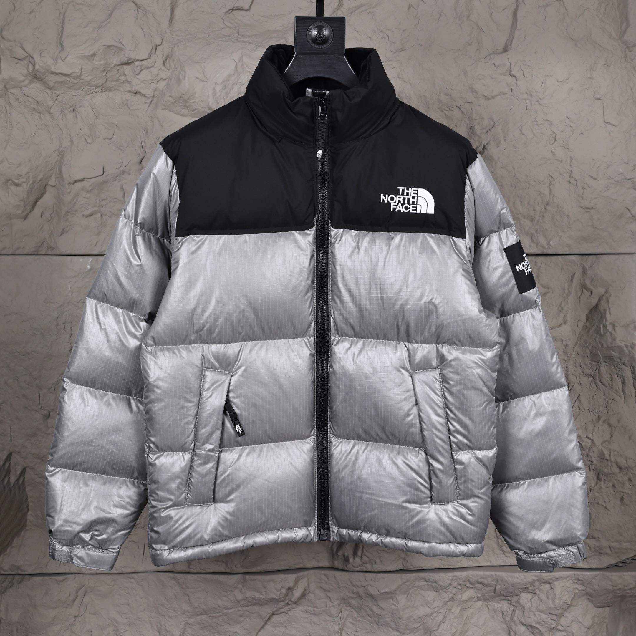 Chaqueta Nuptse 1996 The North Face gray Brillo